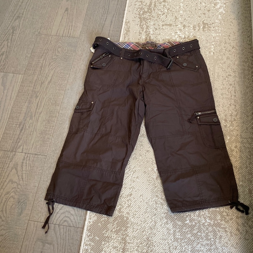 Dark brown cargo pants-capri style with removable belt-lightweight